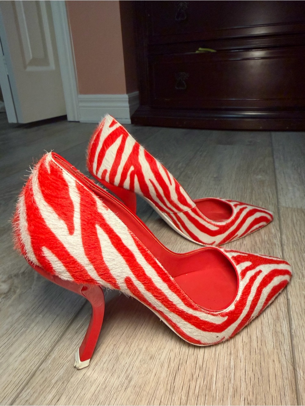 Roger Vivier Red and White Zebra-Print Pointed Toe Pumps - Picture 3 of 5